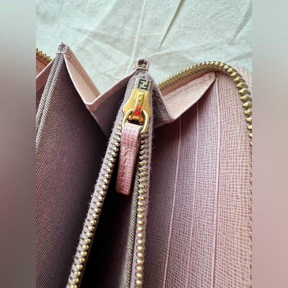 FENDI Soft Pink Long Continental Saffiano Leather Zip Card Coin Wallet - Picture 11 of 16